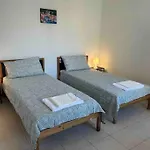 Central, Spacious & Completely Equipped Apartment